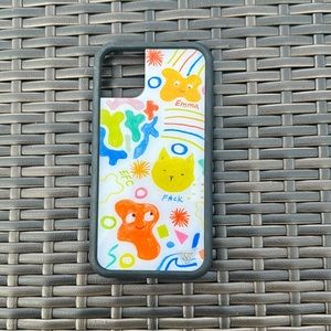 Wildflower Emma Chamberlain collaboration case for iPhone 11 !